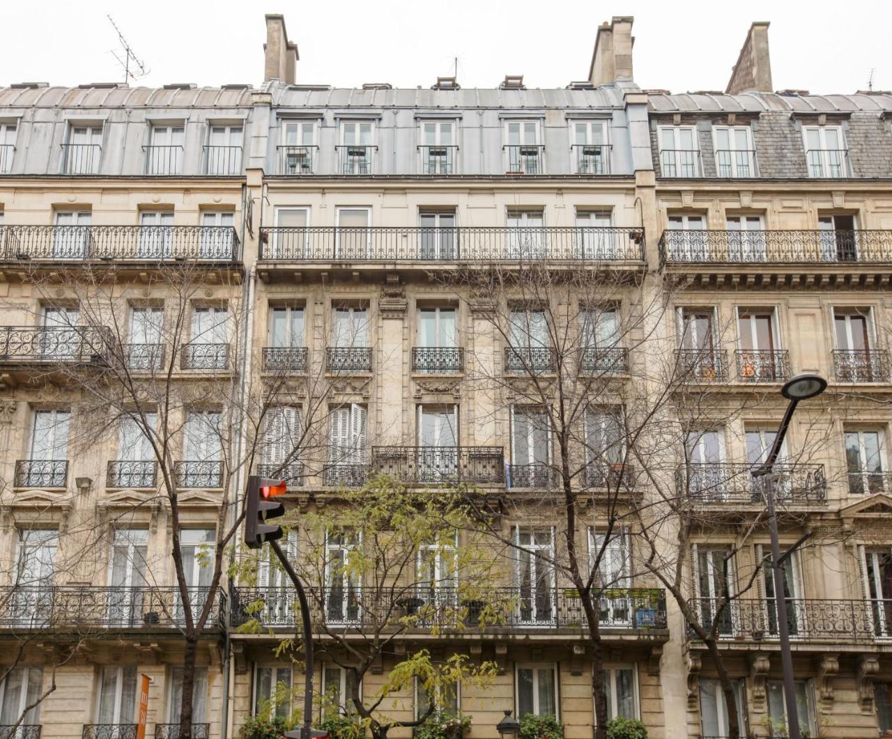 08 Design Flat Republique Apartment Paris Ngoại thất bức ảnh